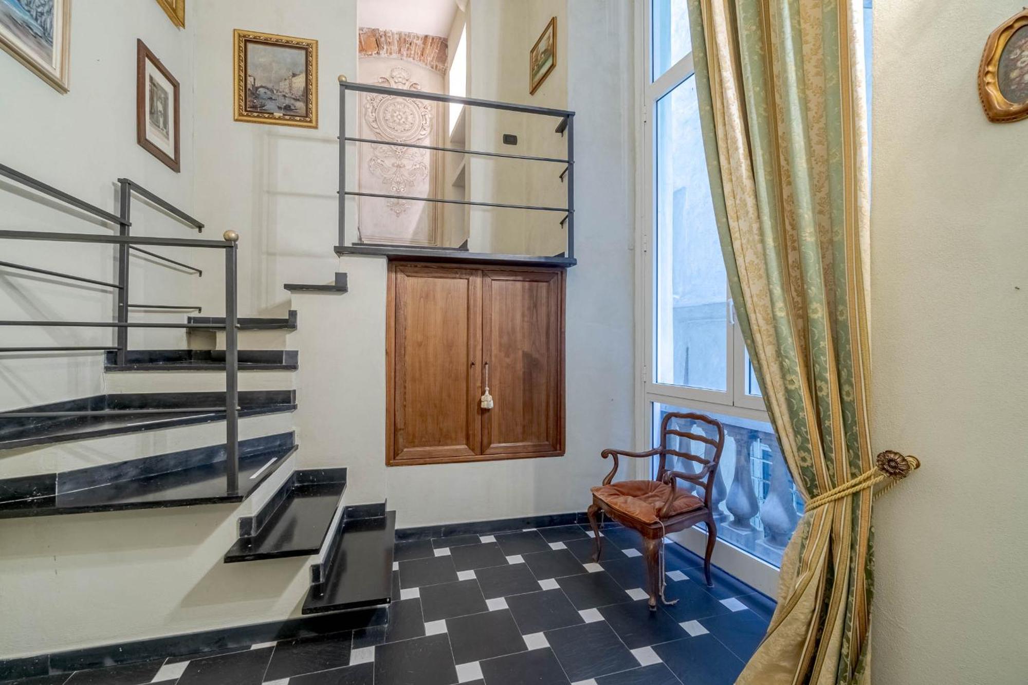 Palazzo Grimaldi Duplex Apartment